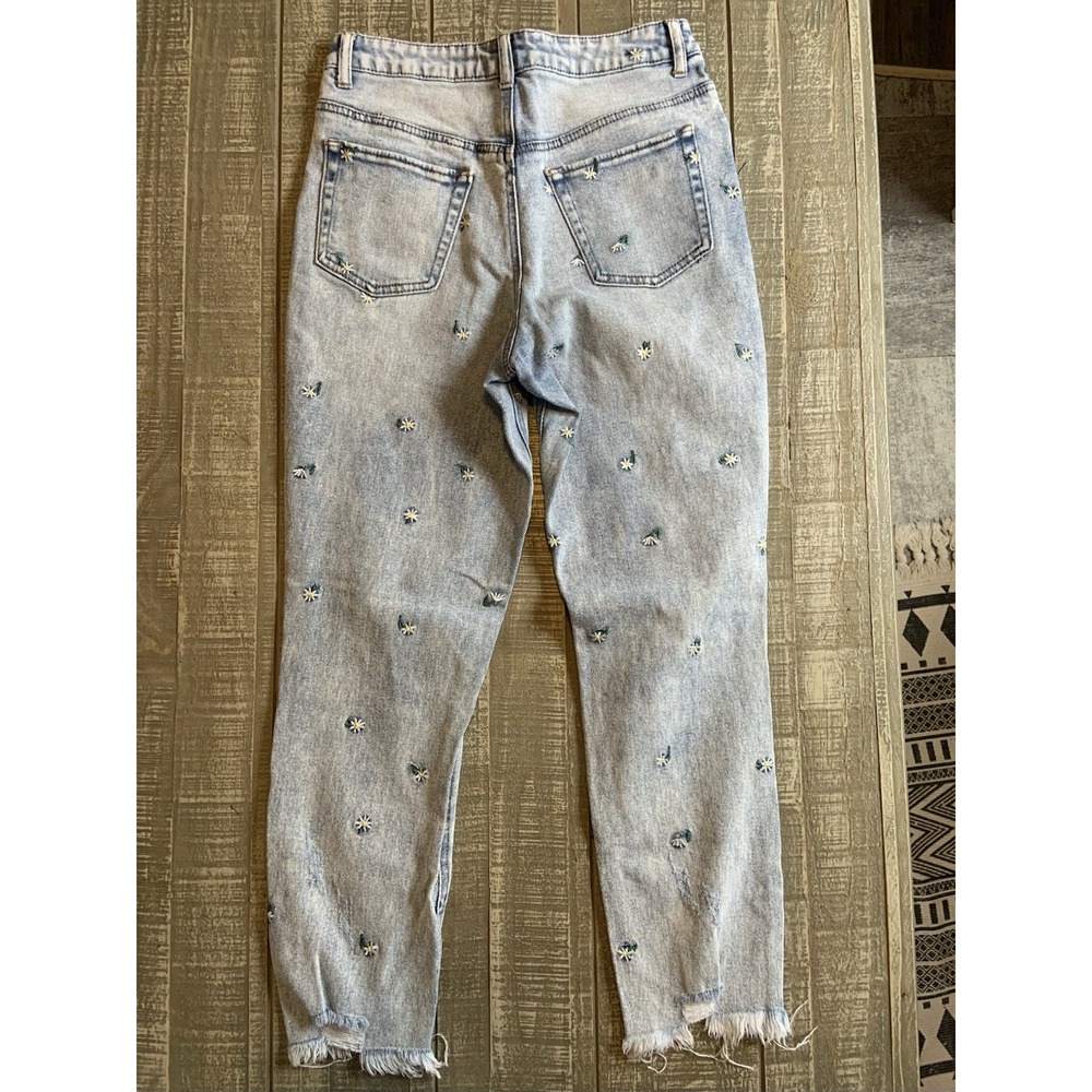 Tinseltown Embroidered flower Jeans Size 7 Mid Rise Women's Denim Fringe Hem - Picture 6 of 6